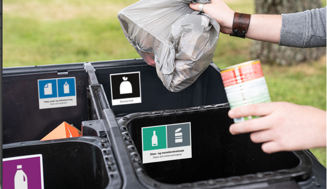 Quattro select avfallsbeholdere